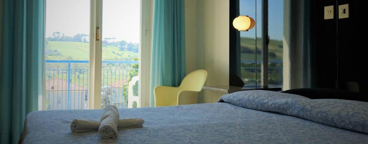 Grand Hotel Excelsior Senigallia Buitenkant foto