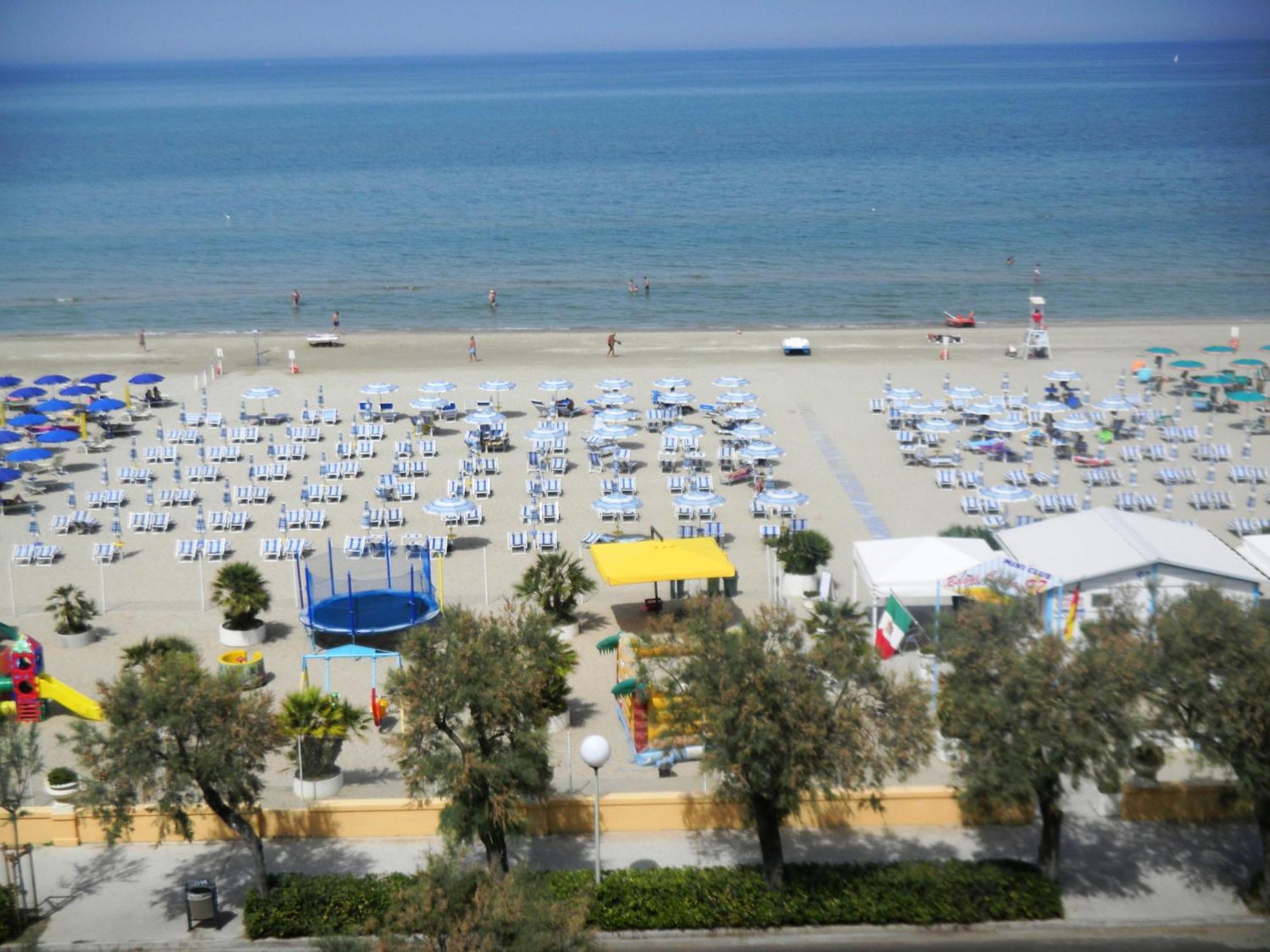 Grand Hotel Excelsior Senigallia Buitenkant foto