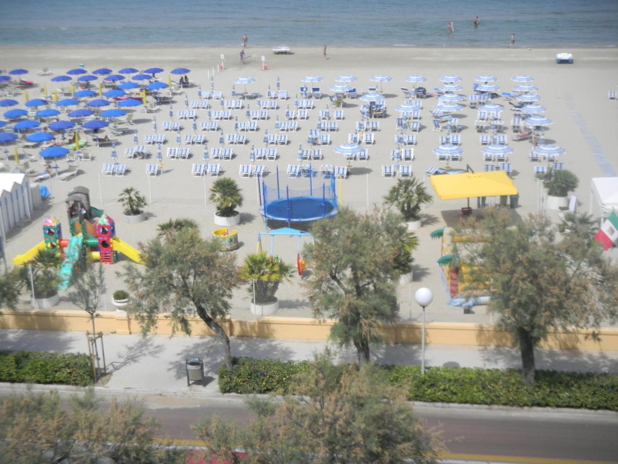 Grand Hotel Excelsior Senigallia Buitenkant foto