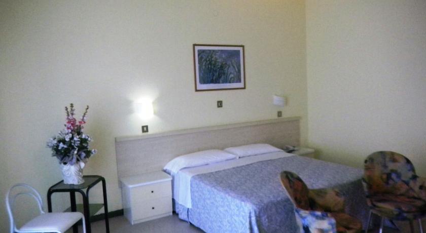 Grand Hotel Excelsior Senigallia Buitenkant foto