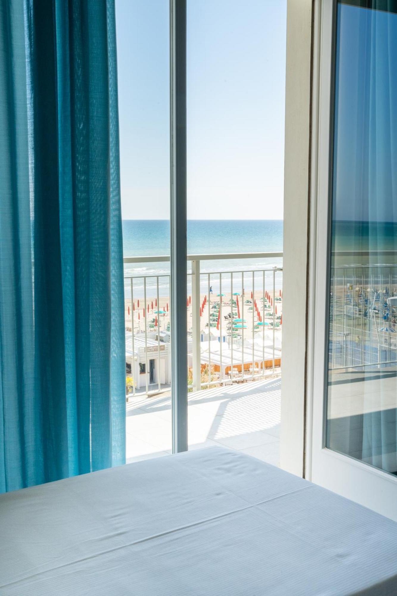 Grand Hotel Excelsior Senigallia Buitenkant foto