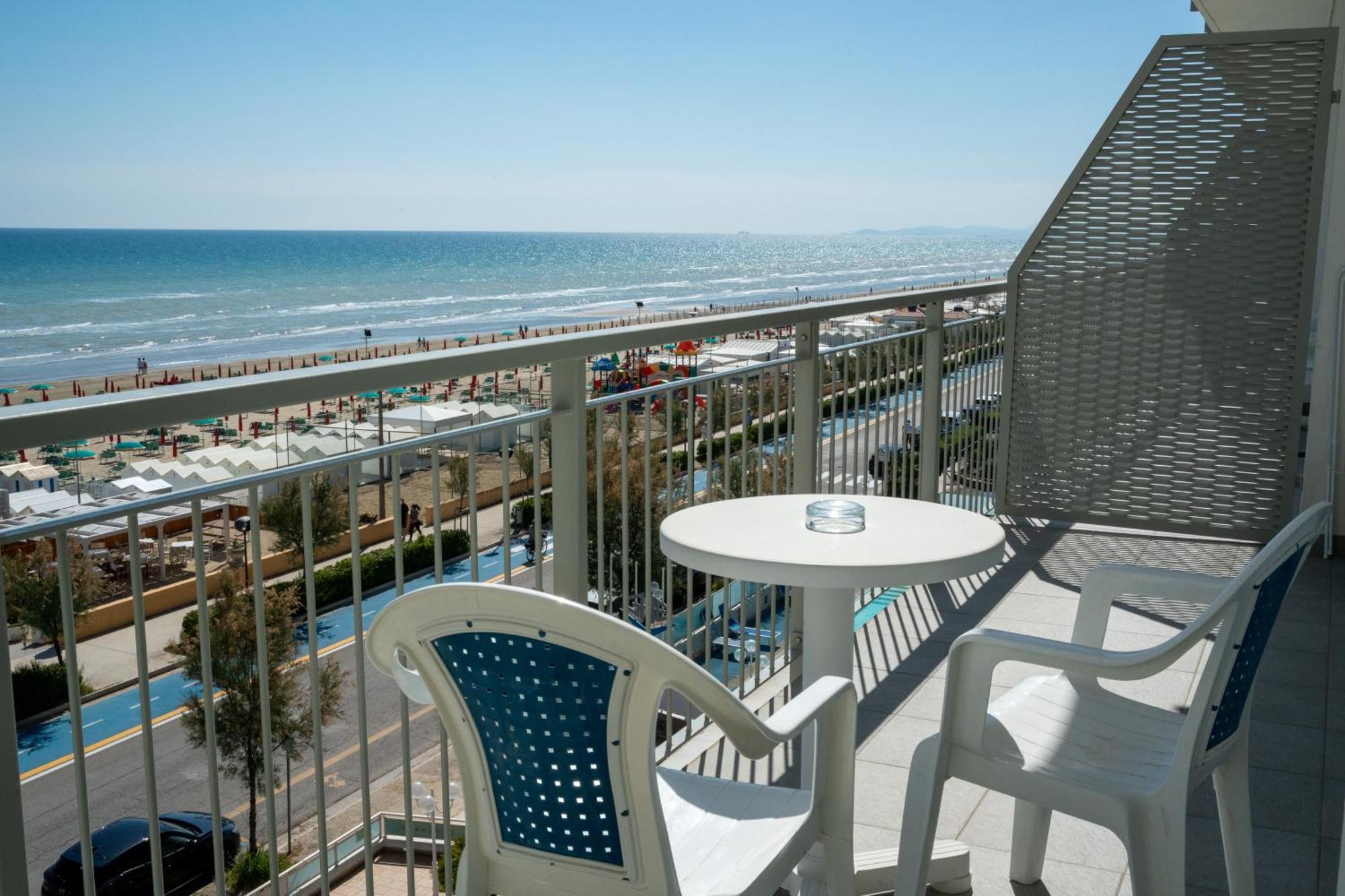 Grand Hotel Excelsior Senigallia Buitenkant foto