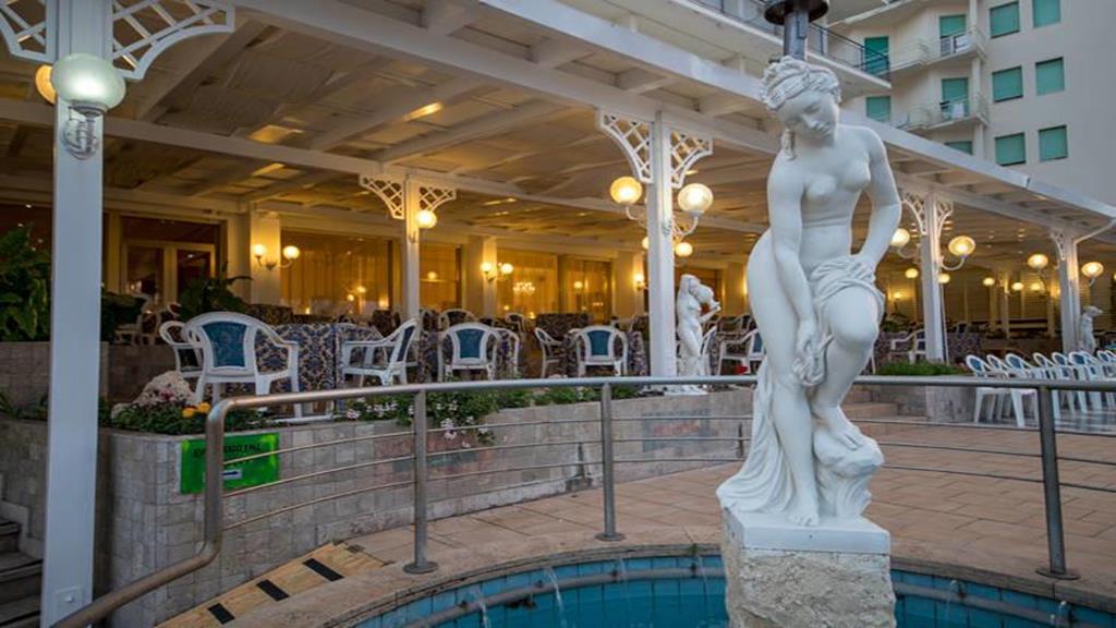 Grand Hotel Excelsior Senigallia Buitenkant foto