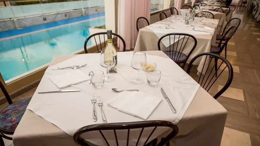 Grand Hotel Excelsior Senigallia Buitenkant foto